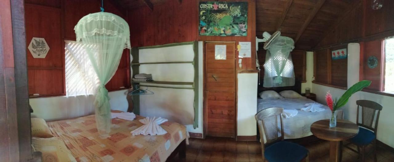 Chalet Y Cabinas Hibiscus Cahuita Ngoại thất bức ảnh
